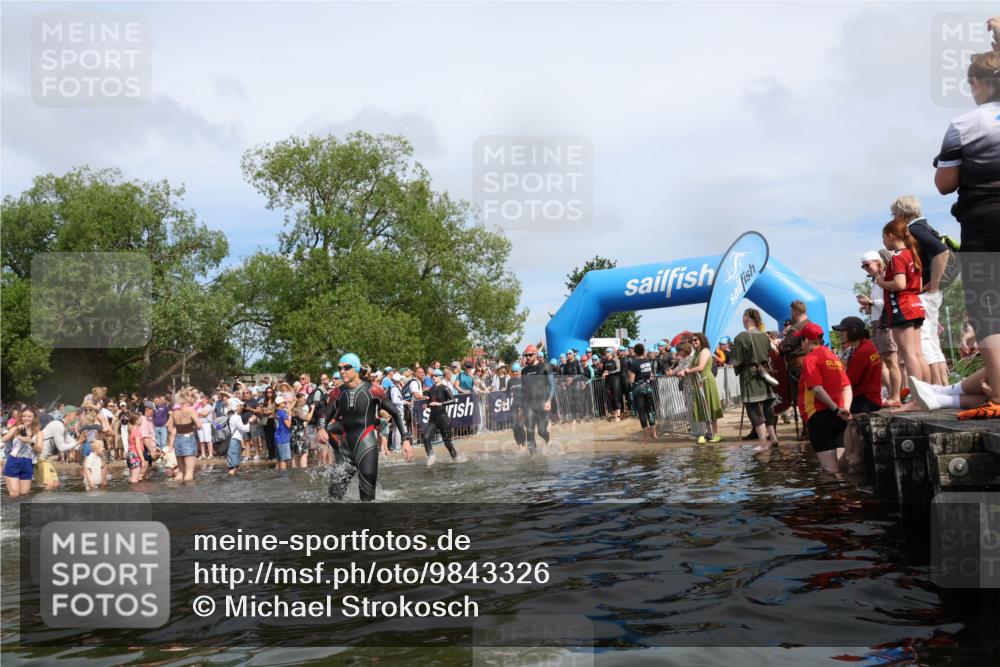 21.06.2026 - Viking Triathlon Michael Strokosch http://msf.ph/oto/9843326 21.06.2026 10:08:33 Schwimmen 48, 133, 168, 192, 207, 222, 254, 317, 322, 354, 375, 376, 571, 613, 629 meine-sportfotos.de