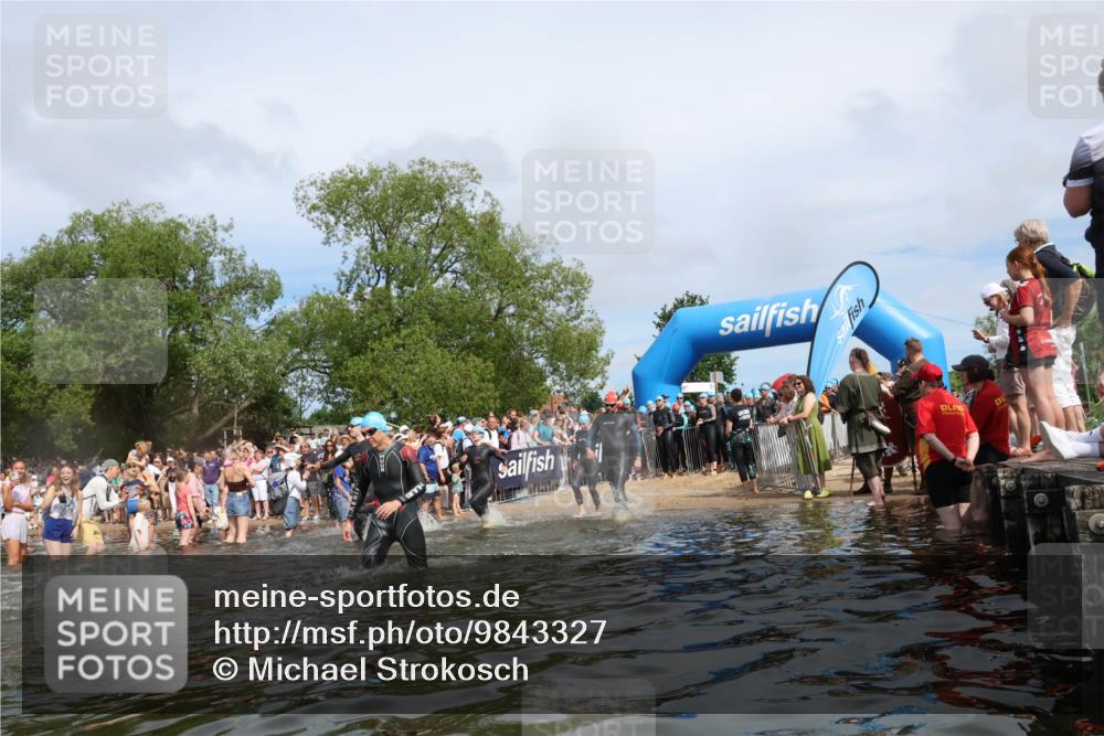 21.06.2026 - Viking Triathlon Michael Strokosch http://msf.ph/oto/9843327 21.06.2026 10:08:34 Schwimmen 48, 75, 168, 203, 207, 254, 317, 322, 324, 376, 549, 571, 613, 629 meine-sportfotos.de