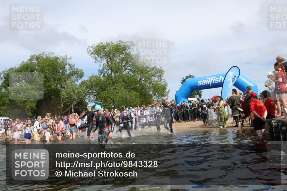 21.06.2026 - Viking Triathlon Michael Strokosch http://msf.ph/oto/9843328 21.06.2026 10:08:34 Schwimmen 48, 75, 168, 203, 207, 254, 317, 322, 324, 376, 549, 571, 613, 629 meine-sportfotos.de