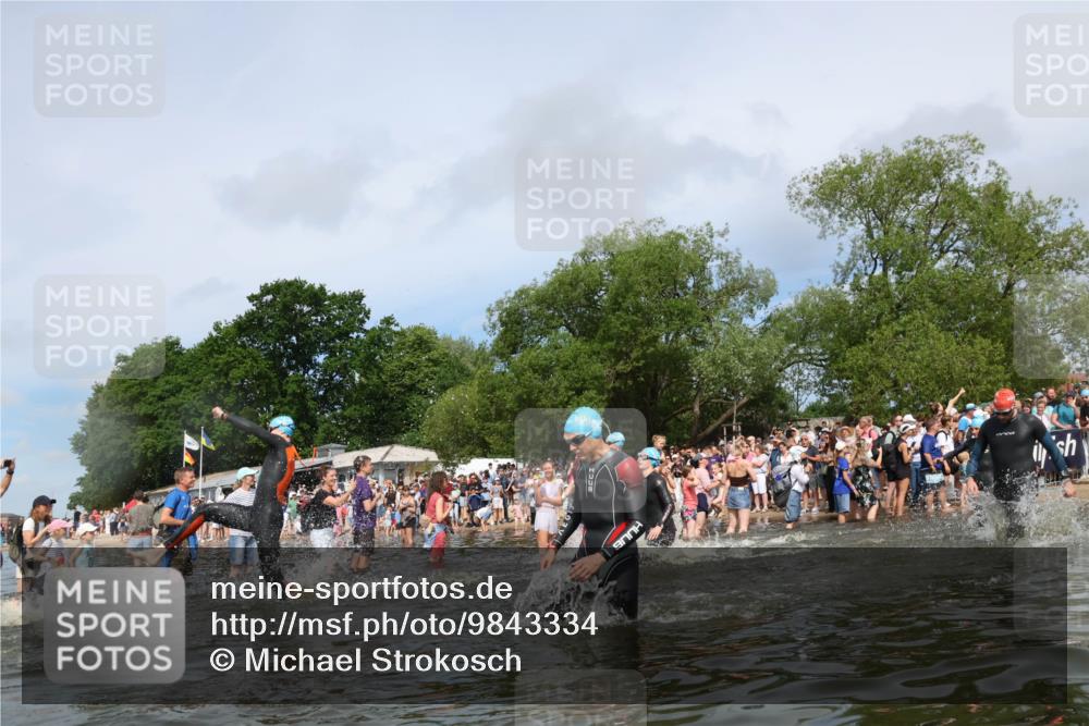 21.06.2026 - Viking Triathlon Michael Strokosch http://msf.ph/oto/9843334 21.06.2026 10:08:36 Schwimmen 48, 75, 92, 168, 203, 207, 254, 317, 322, 324, 376, 549, 571, 613, 629 meine-sportfotos.de