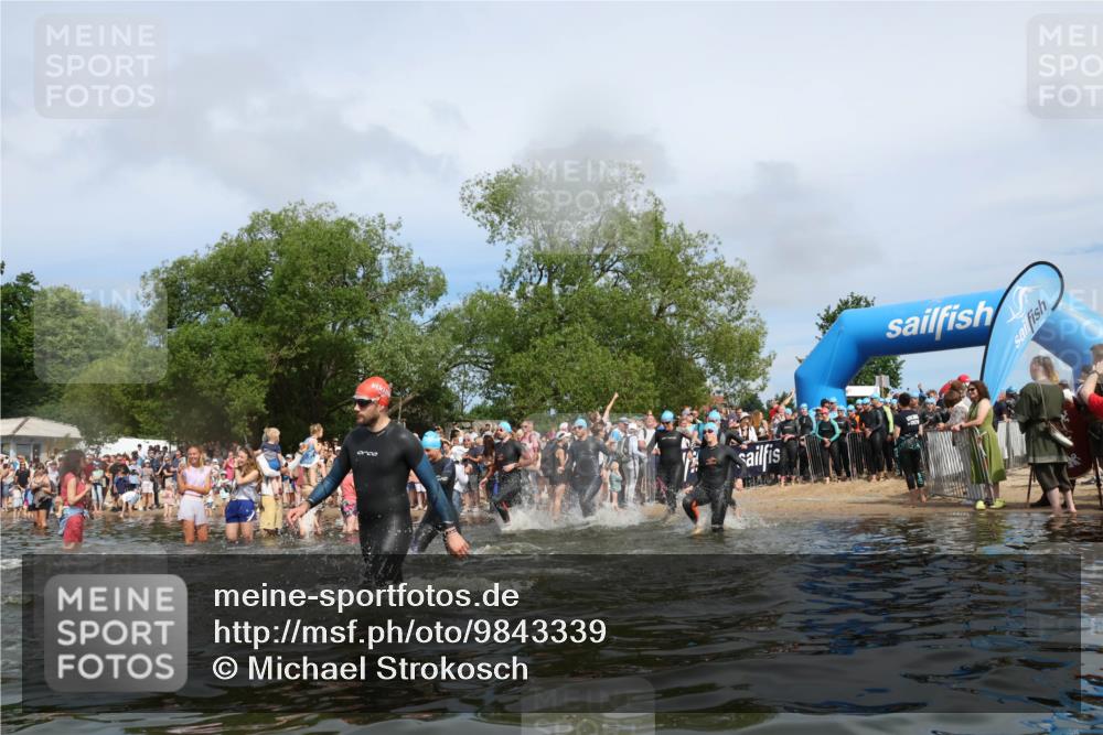 21.06.2026 - Viking Triathlon Michael Strokosch http://msf.ph/oto/9843339 21.06.2026 10:08:38 Schwimmen 48, 75, 92, 168, 203, 207, 254, 317, 322, 324, 376, 549, 571, 613, 629 meine-sportfotos.de