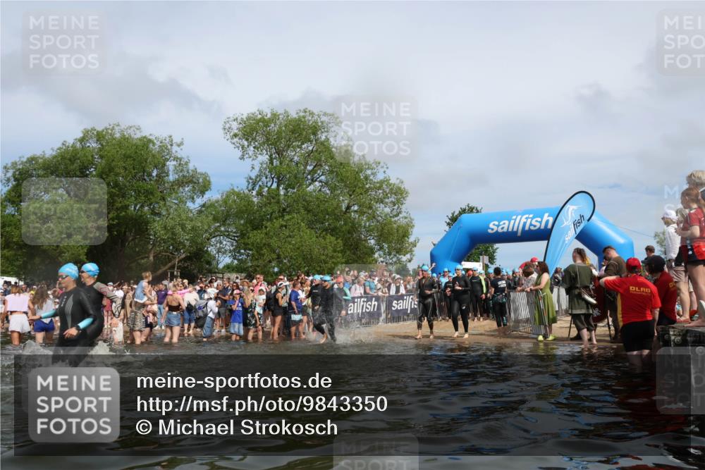 21.06.2026 - Viking Triathlon Michael Strokosch http://msf.ph/oto/9843350 21.06.2026 10:08:43 Schwimmen 75, 92, 105, 203, 207, 254, 322, 324, 365, 376, 409, 476, 549, 629, 661 meine-sportfotos.de