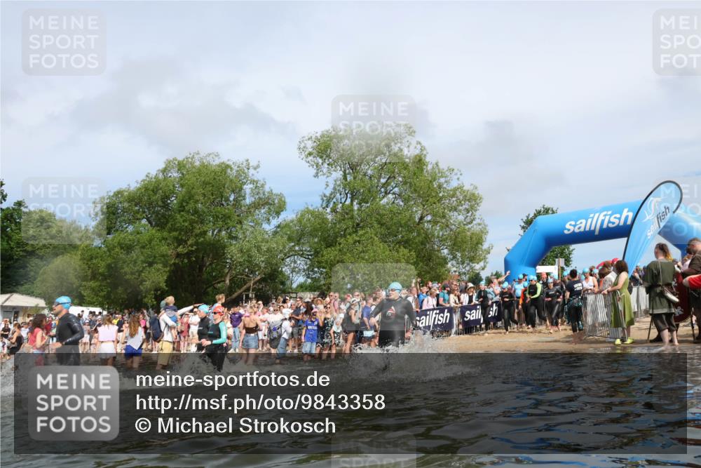 21.06.2026 - Viking Triathlon Michael Strokosch http://msf.ph/oto/9843358 21.06.2026 10:08:45 Schwimmen 75, 92, 105, 196, 203, 224, 272, 324, 365, 389, 409, 476, 549, 566, 661 meine-sportfotos.de