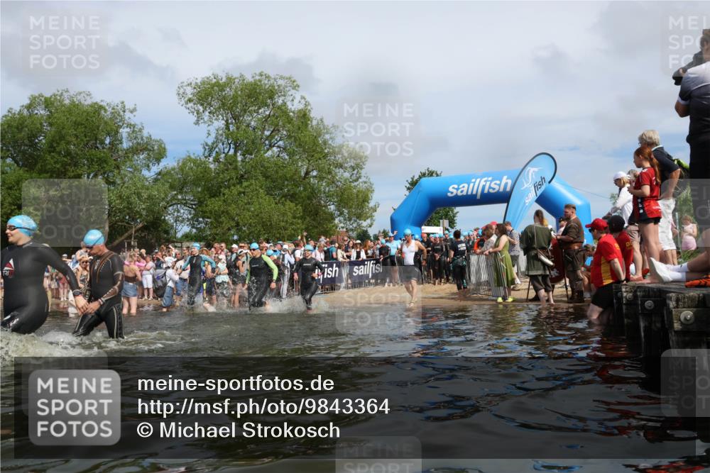 21.06.2026 - Viking Triathlon Michael Strokosch http://msf.ph/oto/9843364 21.06.2026 10:08:48 Schwimmen 75, 92, 105, 196, 203, 224, 272, 324, 365, 389, 409, 476, 549, 566, 661 meine-sportfotos.de