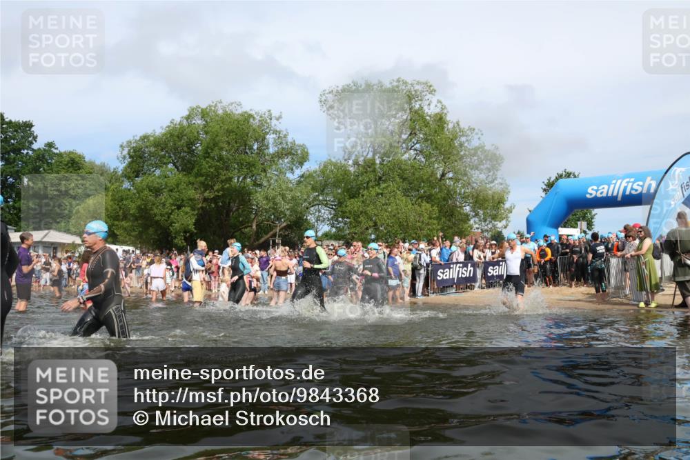 21.06.2026 - Viking Triathlon Michael Strokosch http://msf.ph/oto/9843368 21.06.2026 10:08:49 Schwimmen 40, 92, 105, 139, 181, 196, 224, 237, 272, 365, 389, 409, 476, 566, 661 meine-sportfotos.de