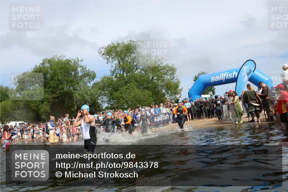 21.06.2026 - Viking Triathlon Michael Strokosch http://msf.ph/oto/9843378 21.06.2026 10:08:54 Schwimmen 40, 106, 139, 181, 196, 224, 237, 252, 272, 344, 362, 389, 476, 509, 566, 661 meine-sportfotos.de