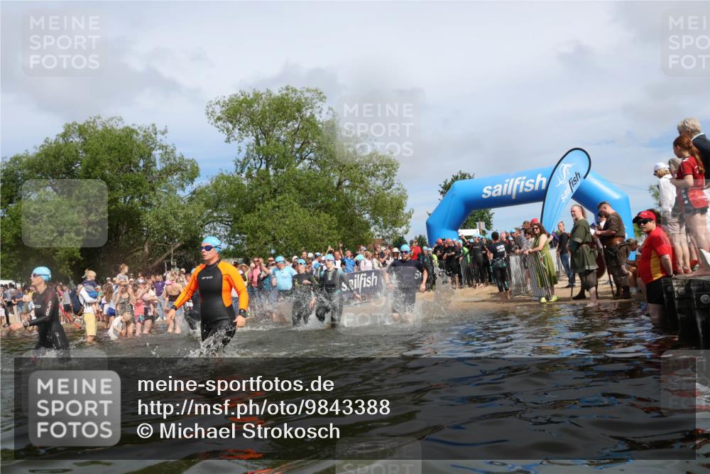 21.06.2026 - Viking Triathlon Michael Strokosch http://msf.ph/oto/9843388 21.06.2026 10:08:59 Schwimmen 40, 70, 77, 106, 139, 181, 237, 252, 344, 362, 509, 542, 566, 652 meine-sportfotos.de