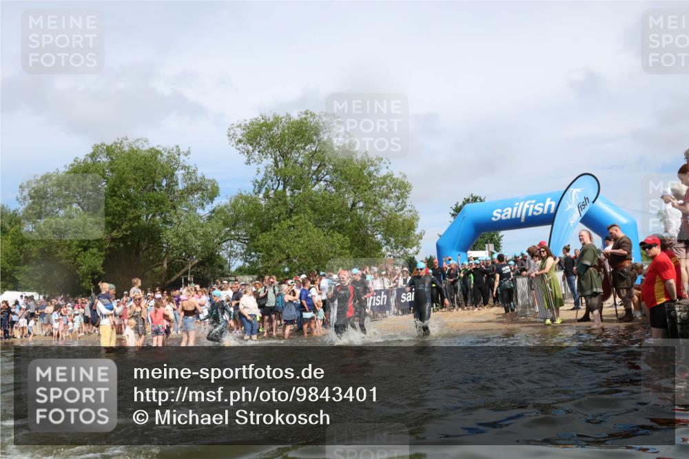 21.06.2026 - Viking Triathlon Michael Strokosch http://msf.ph/oto/9843401 21.06.2026 10:09:03 Schwimmen 40, 70, 77, 106, 139, 181, 237, 252, 344, 362, 509, 542, 631, 652 meine-sportfotos.de