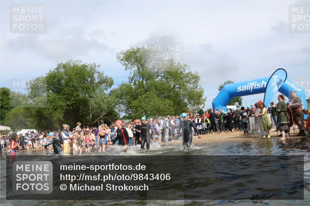 21.06.2026 - Viking Triathlon Michael Strokosch http://msf.ph/oto/9843406 21.06.2026 10:09:05 Schwimmen 70, 77, 106, 155, 252, 347, 362, 431, 502, 509, 542, 631, 639, 652 meine-sportfotos.de
