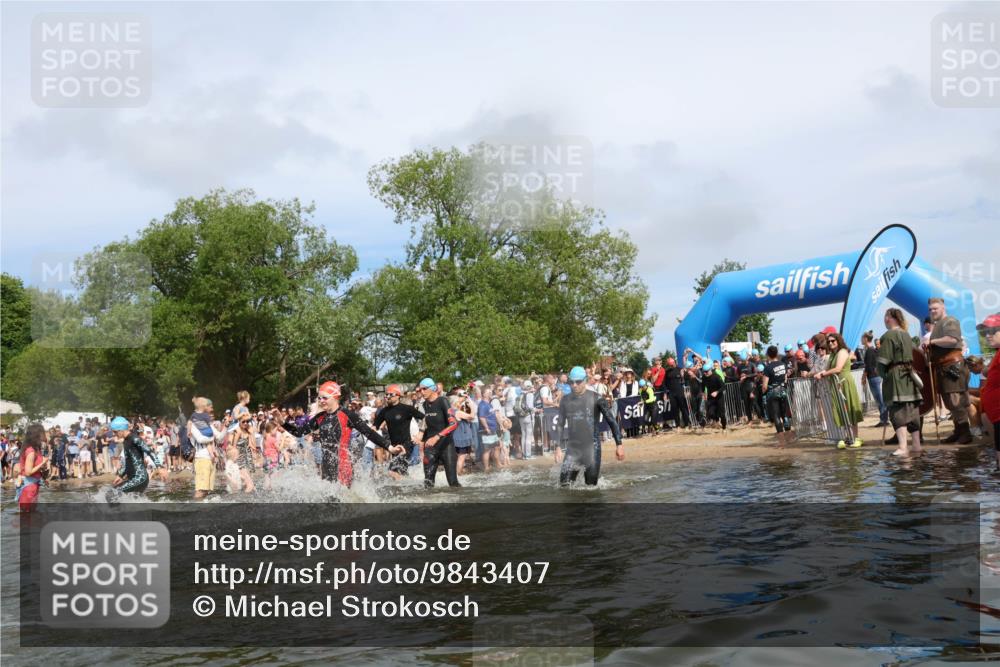 21.06.2026 - Viking Triathlon Michael Strokosch http://msf.ph/oto/9843407 21.06.2026 10:09:05 Schwimmen 70, 77, 106, 155, 252, 347, 362, 431, 502, 509, 542, 631, 639, 652 meine-sportfotos.de