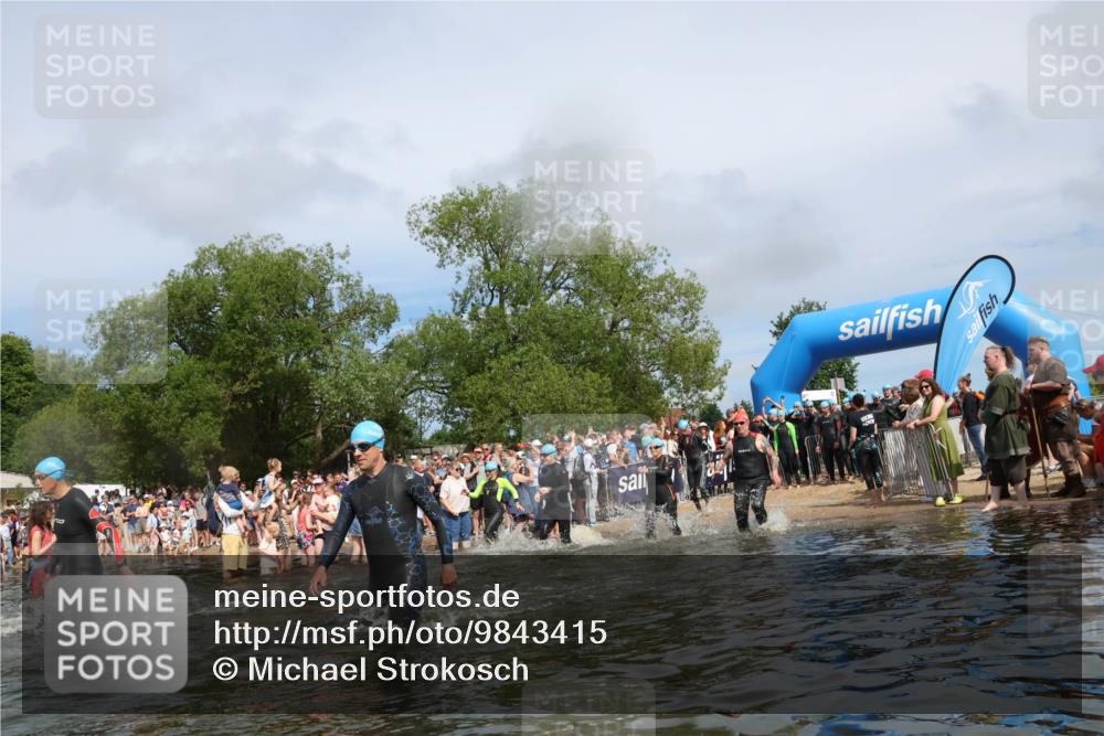 21.06.2026 - Viking Triathlon Michael Strokosch http://msf.ph/oto/9843415 21.06.2026 10:09:09 Schwimmen 70, 77, 127, 155, 347, 385, 431, 502, 529, 542, 631, 639, 652, 670 meine-sportfotos.de