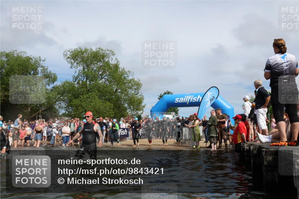 21.06.2026 - Viking Triathlon Michael Strokosch http://msf.ph/oto/9843421 21.06.2026 10:09:12 Schwimmen 70, 77, 127, 155, 347, 385, 431, 502, 504, 529, 542, 631, 639, 652, 670 meine-sportfotos.de
