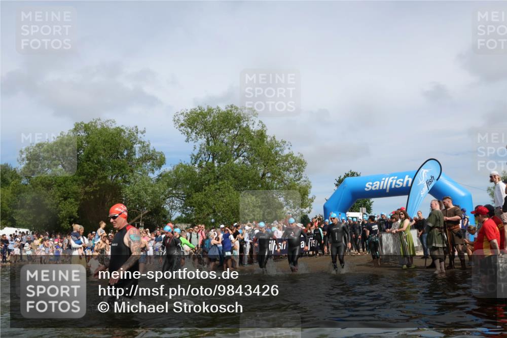 21.06.2026 - Viking Triathlon Michael Strokosch http://msf.ph/oto/9843426 21.06.2026 10:09:14 Schwimmen 127, 141, 155, 347, 385, 431, 502, 504, 529, 532, 538, 561, 631, 639, 646, 670 meine-sportfotos.de
