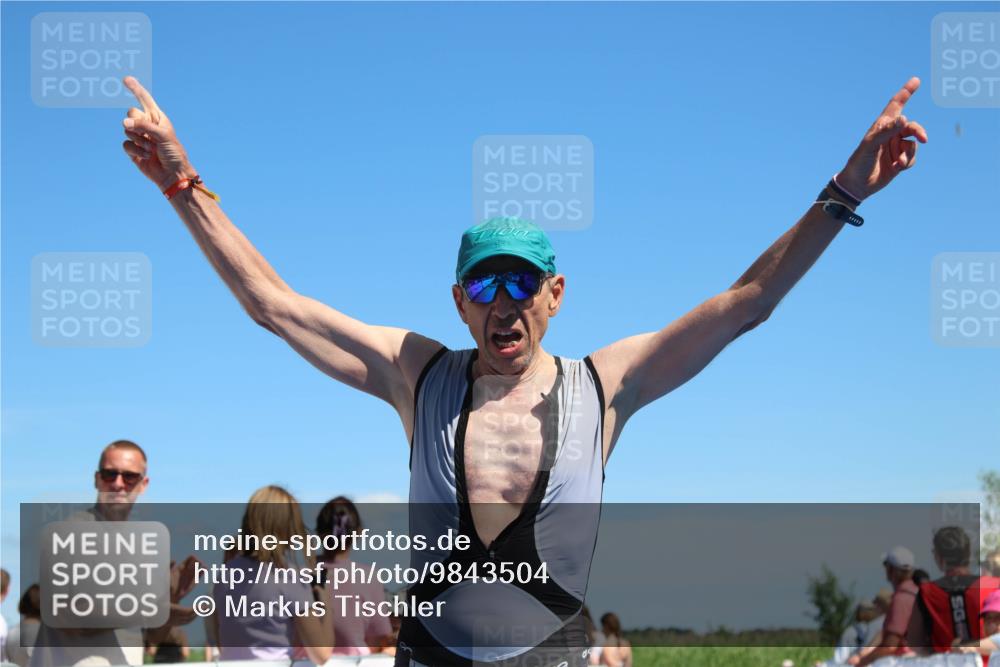 21.06.2026 - Viking Triathlon Markus Tischler http://msf.ph/oto/9843504 21.06.2026 15:35:58 Ziel 321 meine-sportfotos.de