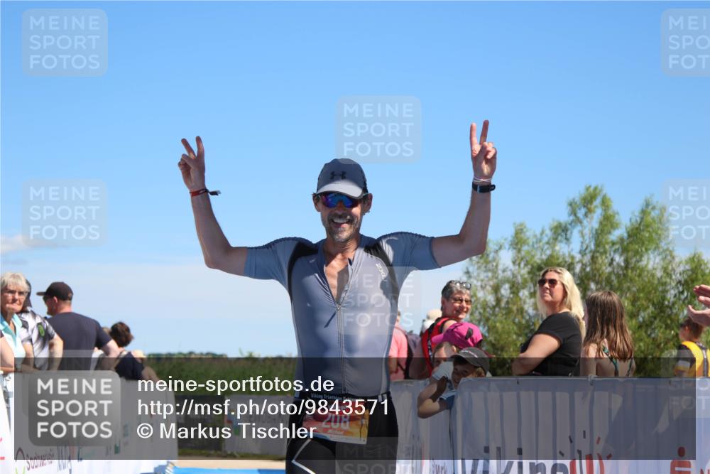 21.06.2026 - Viking Triathlon Markus Tischler http://msf.ph/oto/9843571 21.06.2026 15:37:25 Ziel 208 meine-sportfotos.de