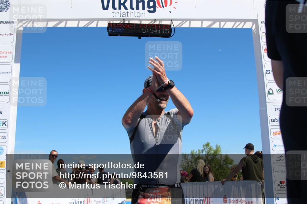 21.06.2026 - Viking Triathlon Markus Tischler http://msf.ph/oto/9843581 21.06.2026 15:37:29 Ziel 208 meine-sportfotos.de