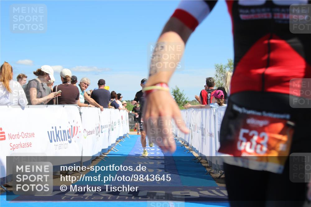 21.06.2026 - Viking Triathlon Markus Tischler http://msf.ph/oto/9843645 21.06.2026 15:40:26 Ziel 395, 533 meine-sportfotos.de
