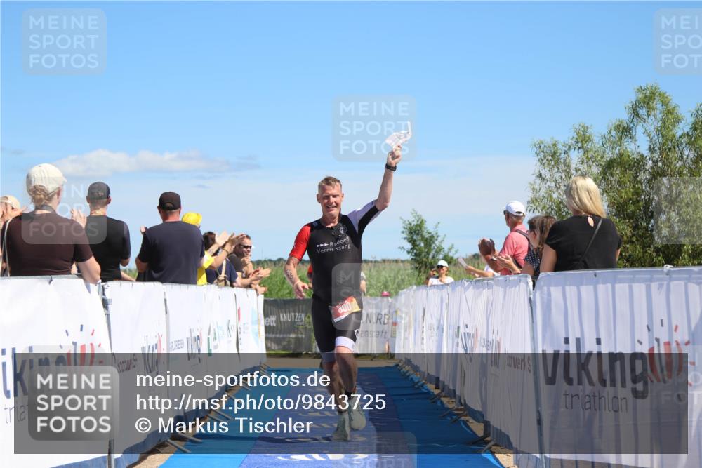 21.06.2026 - Viking Triathlon Markus Tischler http://msf.ph/oto/9843725 21.06.2026 15:42:35 Ziel 300, 341 meine-sportfotos.de