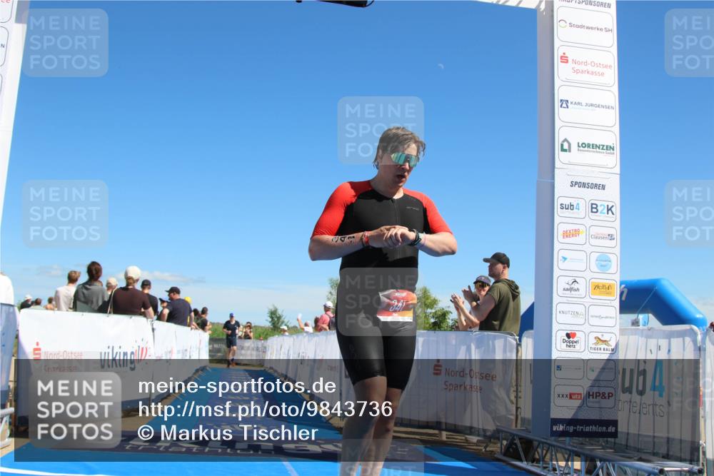 21.06.2026 - Viking Triathlon Markus Tischler http://msf.ph/oto/9843736 21.06.2026 15:42:42 Ziel 300, 341 meine-sportfotos.de