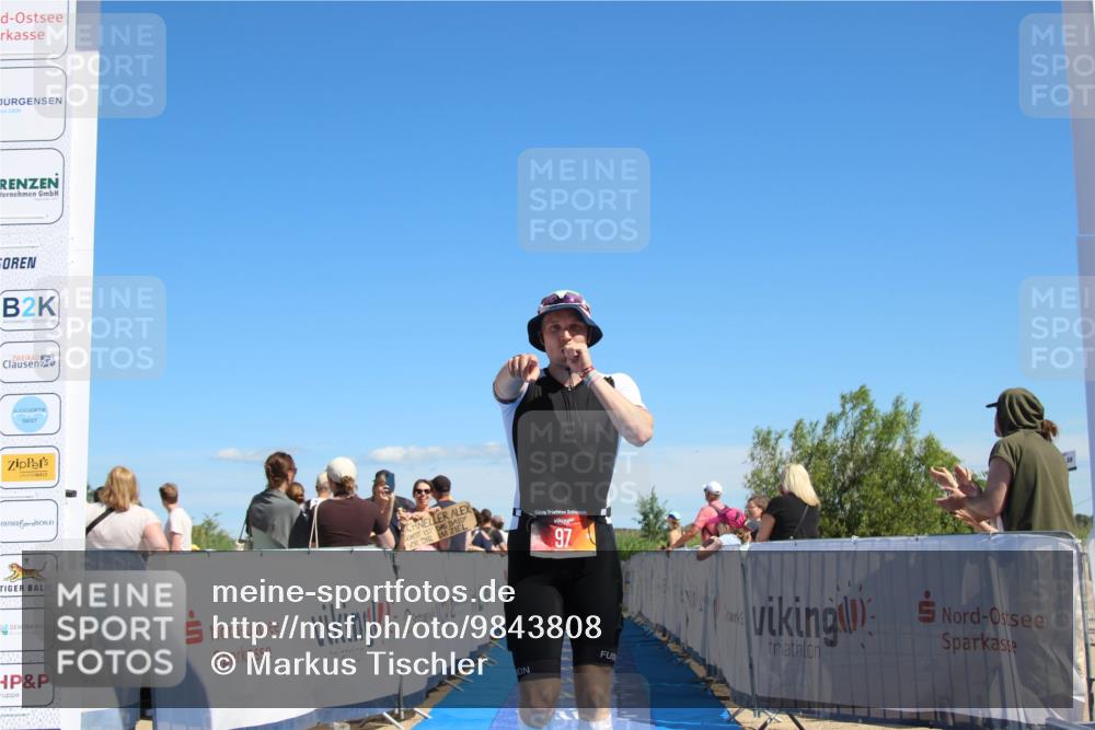 21.06.2026 - Viking Triathlon Markus Tischler http://msf.ph/oto/9843808 21.06.2026 15:44:41 Ziel 97 meine-sportfotos.de