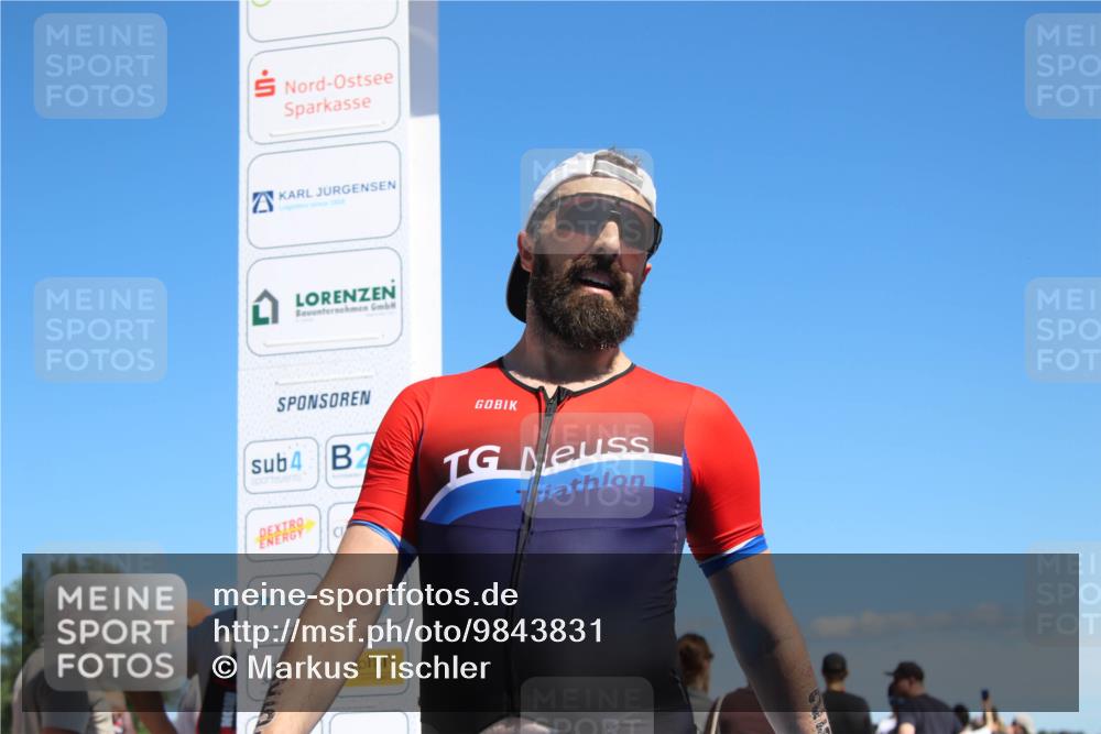 21.06.2026 - Viking Triathlon Markus Tischler http://msf.ph/oto/9843831 21.06.2026 15:45:09 Ziel 251, 358 meine-sportfotos.de