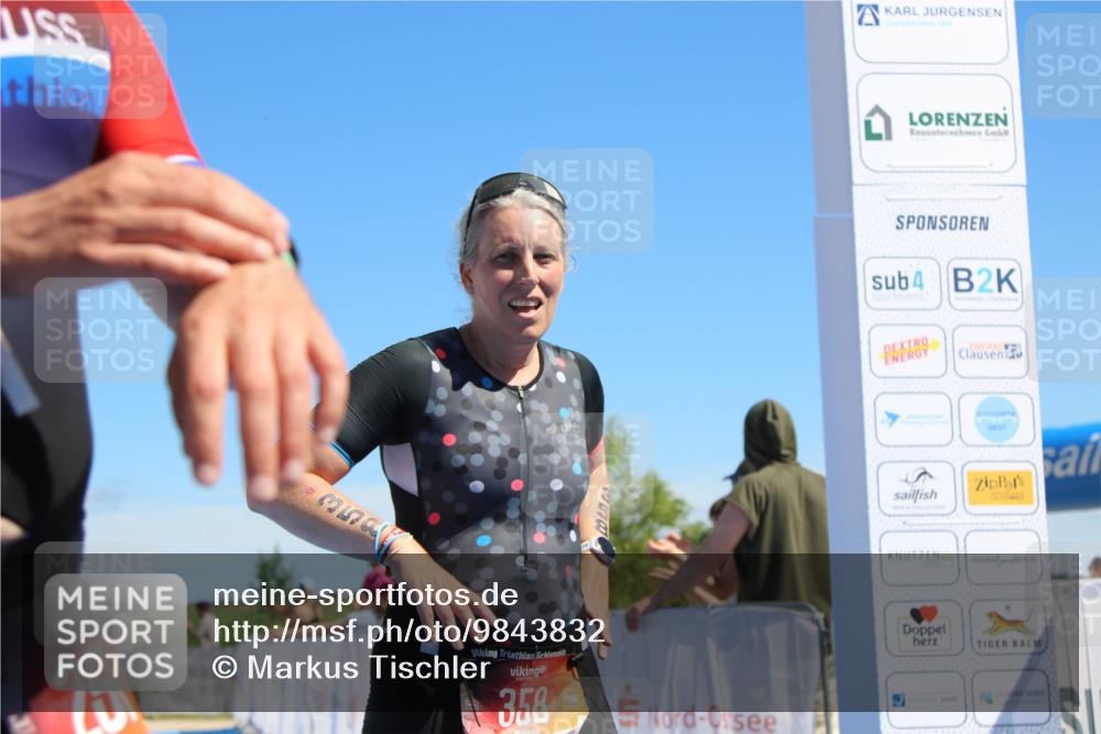 21.06.2026 - Viking Triathlon Markus Tischler http://msf.ph/oto/9843832 21.06.2026 15:45:10 Ziel 251, 358 meine-sportfotos.de