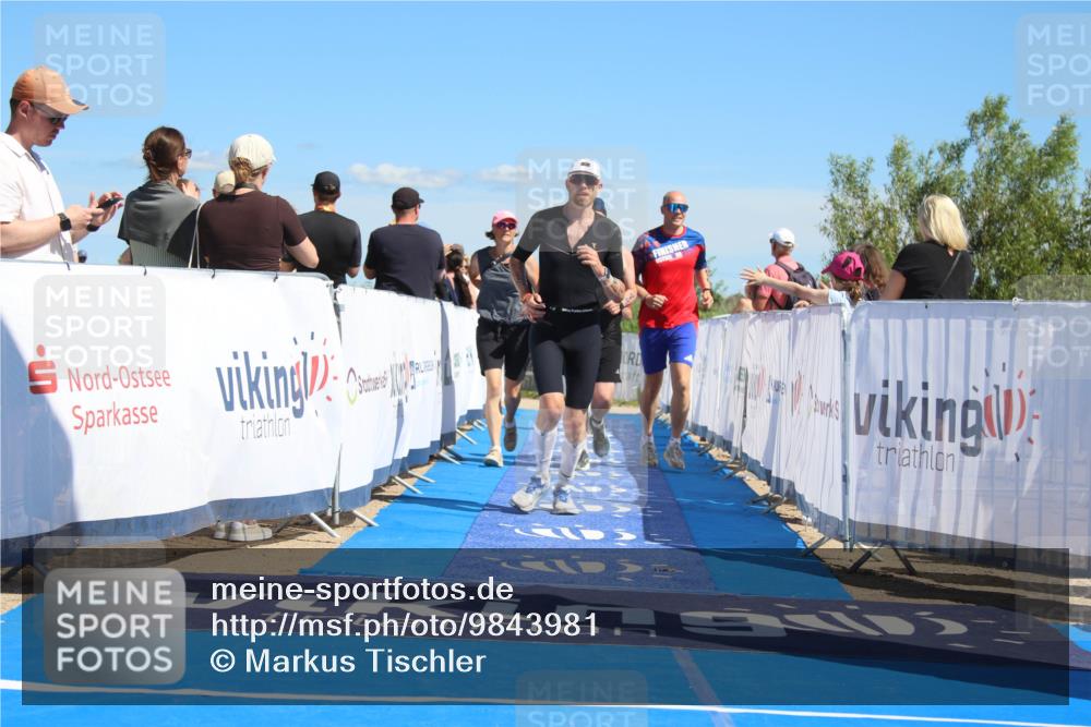 21.06.2026 - Viking Triathlon Markus Tischler http://msf.ph/oto/9843981 21.06.2026 15:48:38 Ziel 106, 350, 616 meine-sportfotos.de