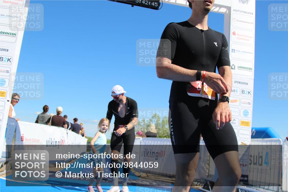 21.06.2026 - Viking Triathlon Markus Tischler http://msf.ph/oto/9844059 21.06.2026 15:50:22 Ziel 61, 313 meine-sportfotos.de