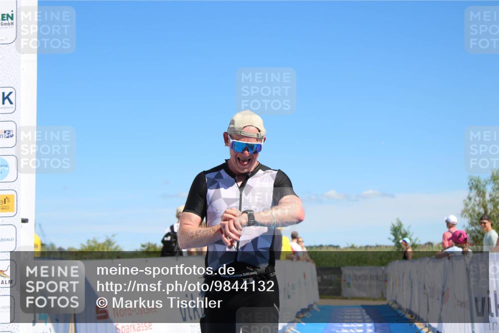 21.06.2026 - Viking Triathlon Markus Tischler http://msf.ph/oto/9844132 21.06.2026 15:52:22 Ziel 417, 549 meine-sportfotos.de