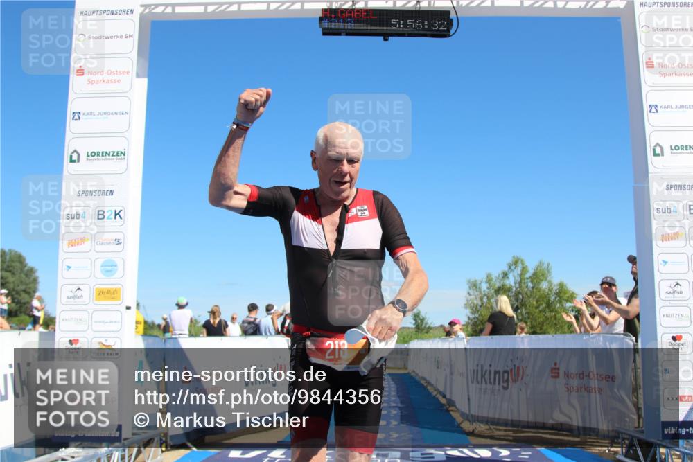 21.06.2026 - Viking Triathlon Markus Tischler http://msf.ph/oto/9844356 21.06.2026 16:00:48 Ziel 213 meine-sportfotos.de