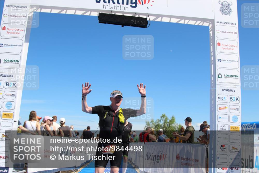 21.06.2026 - Viking Triathlon Markus Tischler http://msf.ph/oto/9844498 21.06.2026 15:28:19 Ziel 231, 388, 469 meine-sportfotos.de