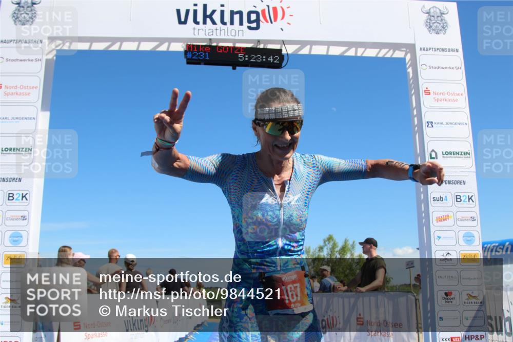 21.06.2026 - Viking Triathlon Markus Tischler http://msf.ph/oto/9844521 21.06.2026 15:28:28 Ziel 167 meine-sportfotos.de