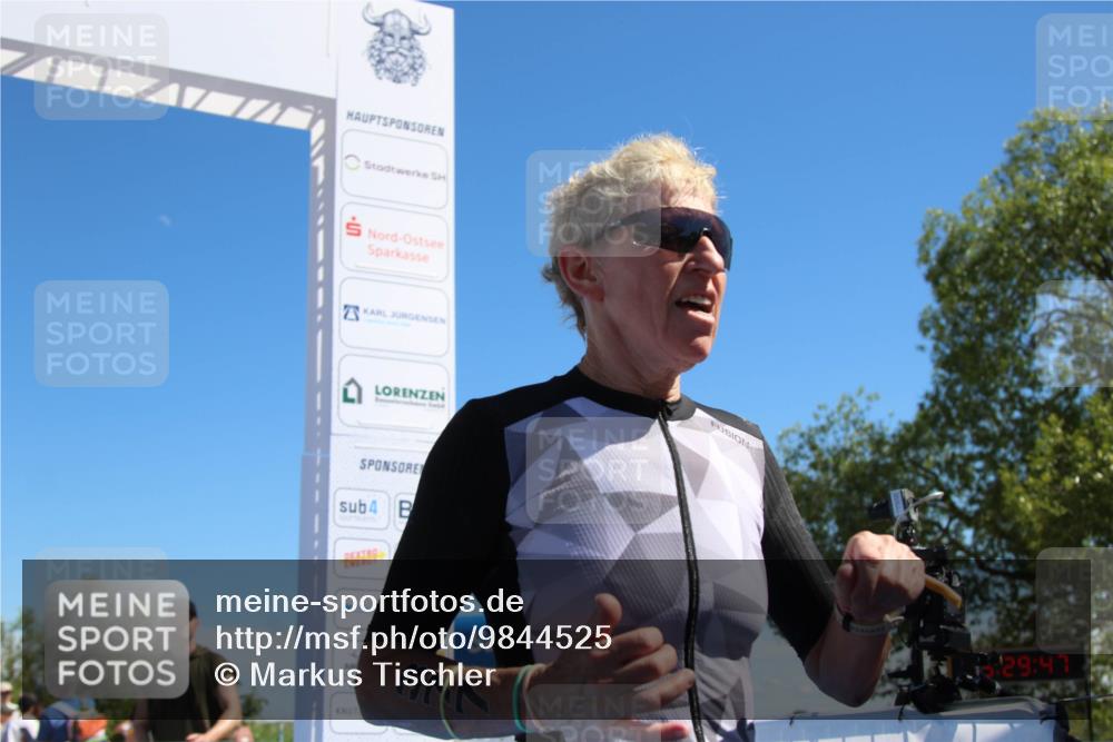 21.06.2026 - Viking Triathlon Markus Tischler http://msf.ph/oto/9844525 21.06.2026 15:29:44 Ziel 377 meine-sportfotos.de