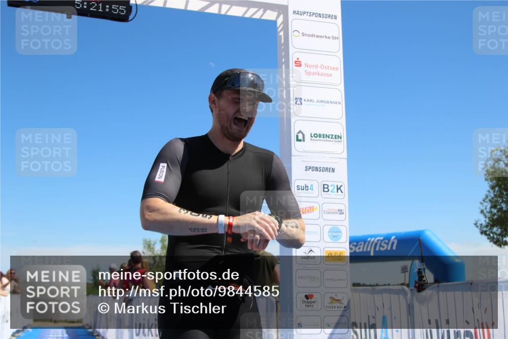 21.06.2026 - Viking Triathlon Markus Tischler http://msf.ph/oto/9844585 21.06.2026 15:31:23 Ziel 305 meine-sportfotos.de