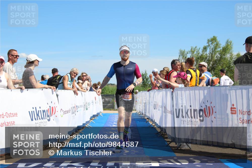 21.06.2026 - Viking Triathlon Markus Tischler http://msf.ph/oto/9844587 21.06.2026 15:31:38 Ziel 330 meine-sportfotos.de