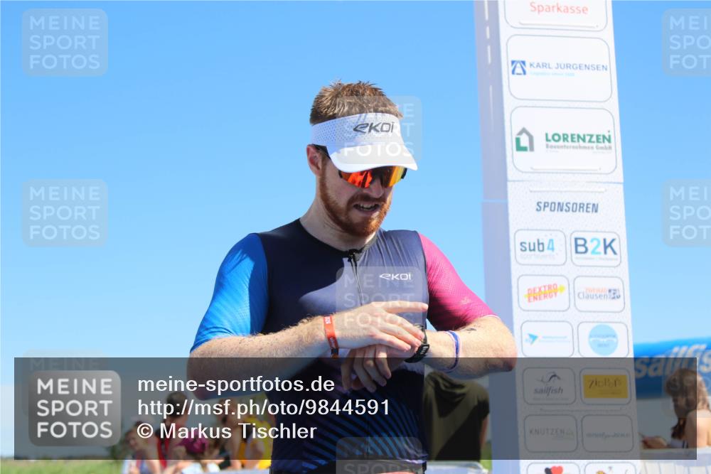 21.06.2026 - Viking Triathlon Markus Tischler http://msf.ph/oto/9844591 21.06.2026 15:31:40 Ziel 330 meine-sportfotos.de