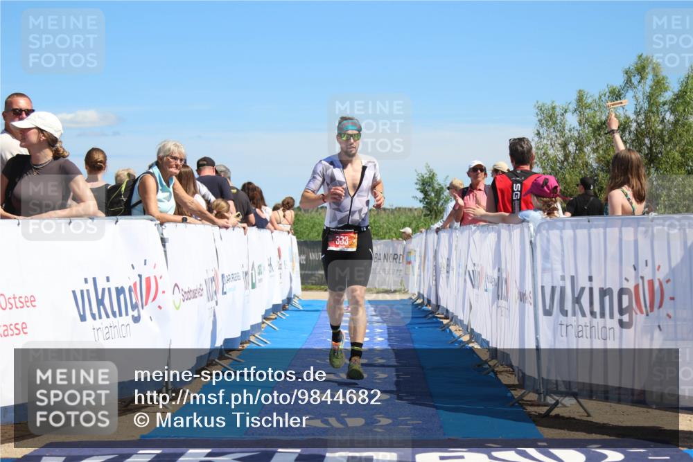 21.06.2026 - Viking Triathlon Markus Tischler http://msf.ph/oto/9844682 21.06.2026 15:34:18 Ziel 303, 333, 349 meine-sportfotos.de