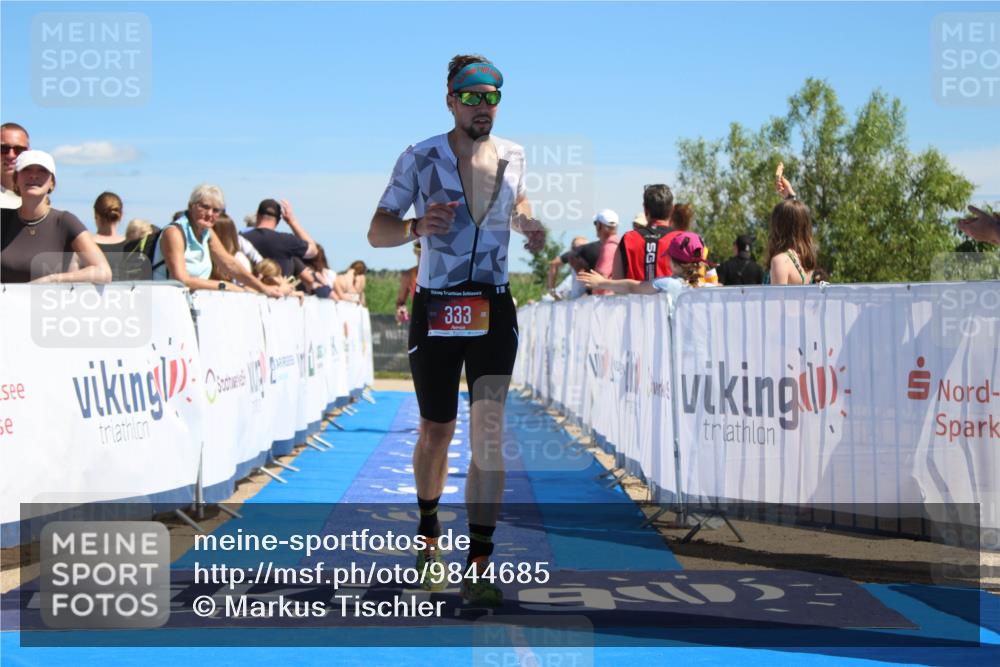 21.06.2026 - Viking Triathlon Markus Tischler http://msf.ph/oto/9844685 21.06.2026 15:34:19 Ziel 303, 333, 349 meine-sportfotos.de