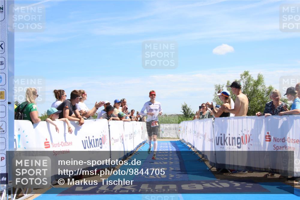 21.06.2026 - Viking Triathlon Markus Tischler http://msf.ph/oto/9844705 21.06.2026 14:02:02 Ziel 8 meine-sportfotos.de