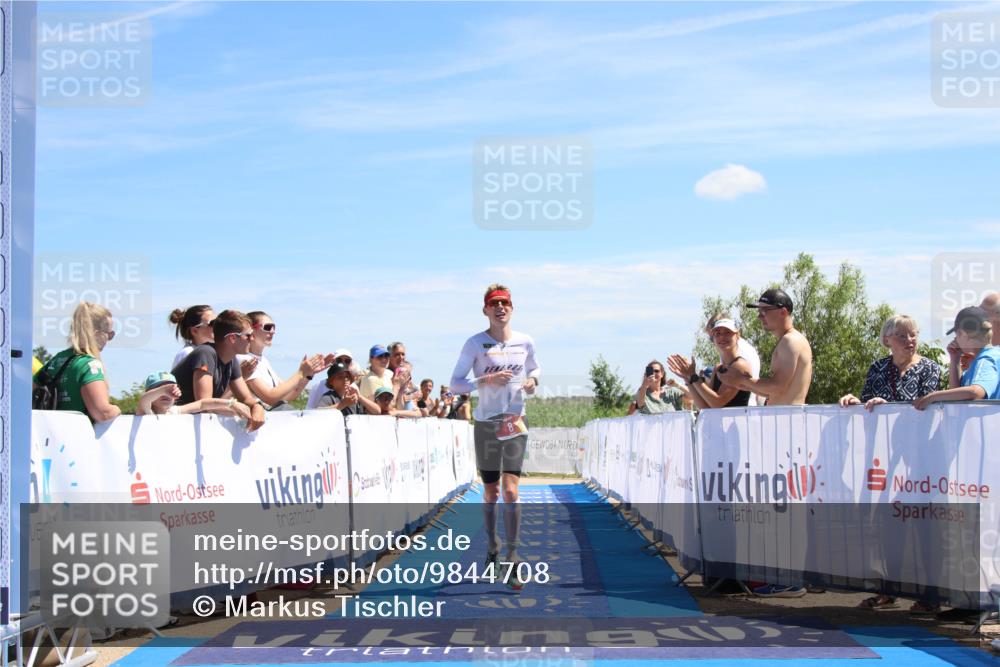 21.06.2026 - Viking Triathlon Markus Tischler http://msf.ph/oto/9844708 21.06.2026 14:02:02 Ziel 8 meine-sportfotos.de