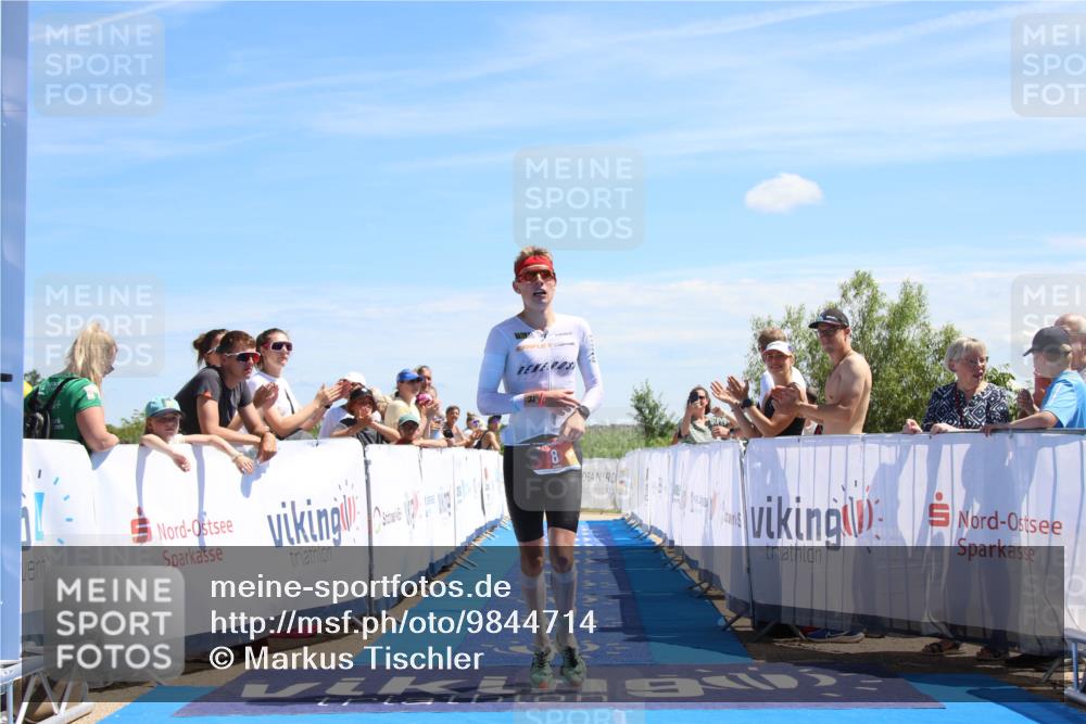 21.06.2026 - Viking Triathlon Markus Tischler http://msf.ph/oto/9844714 21.06.2026 14:02:03 Ziel 8 meine-sportfotos.de