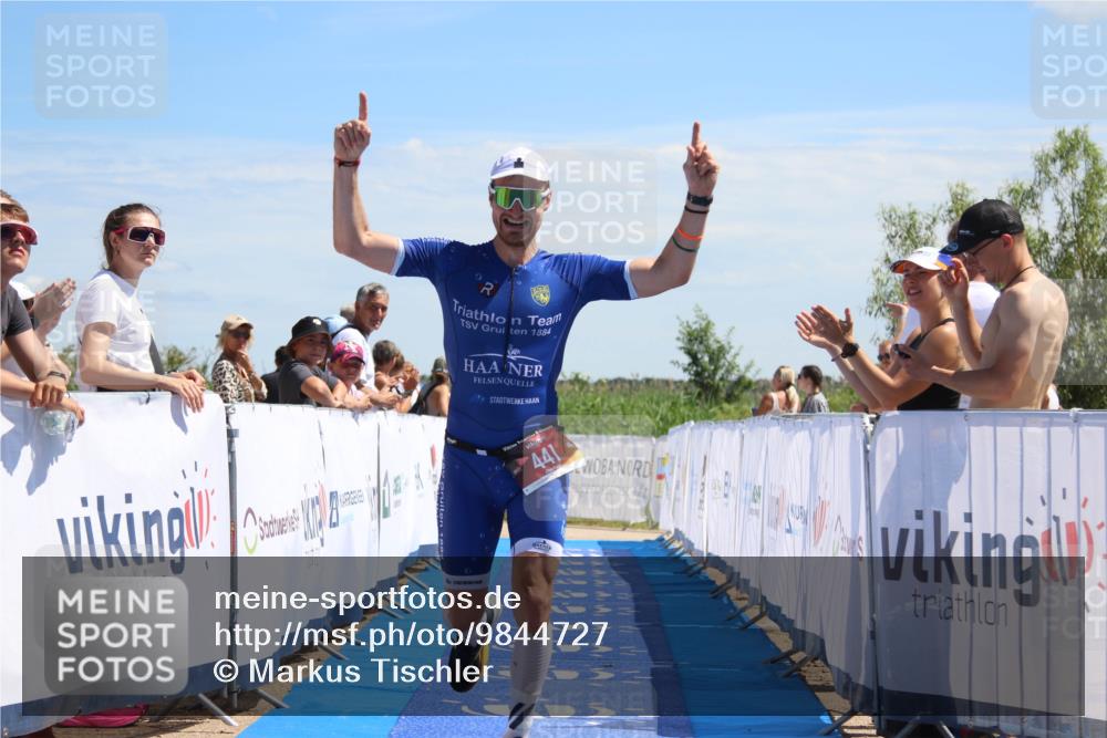 21.06.2026 - Viking Triathlon Markus Tischler http://msf.ph/oto/9844727 21.06.2026 14:04:36 Ziel 441 meine-sportfotos.de