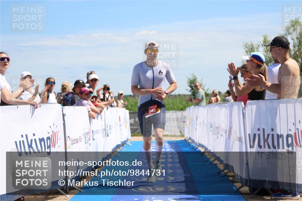 21.06.2026 - Viking Triathlon Markus Tischler http://msf.ph/oto/9844731 21.06.2026 14:08:05 Ziel 548 meine-sportfotos.de