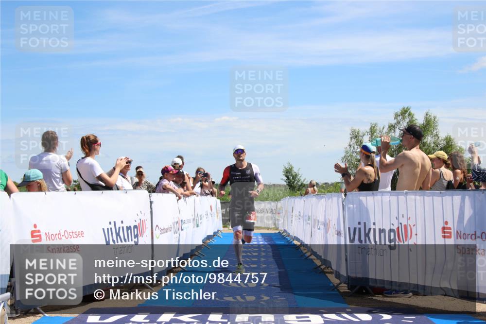 21.06.2026 - Viking Triathlon Markus Tischler http://msf.ph/oto/9844757 21.06.2026 14:09:16 Ziel 517 meine-sportfotos.de