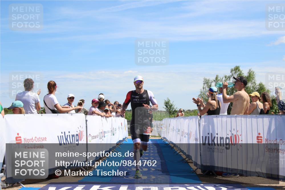 21.06.2026 - Viking Triathlon Markus Tischler http://msf.ph/oto/9844762 21.06.2026 14:09:16 Ziel 517 meine-sportfotos.de