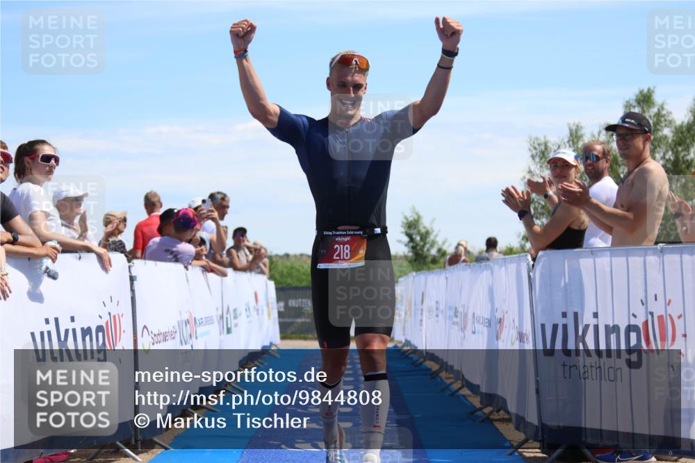 21.06.2026 - Viking Triathlon Markus Tischler http://msf.ph/oto/9844808 21.06.2026 14:10:21 Ziel 218, 527 meine-sportfotos.de
