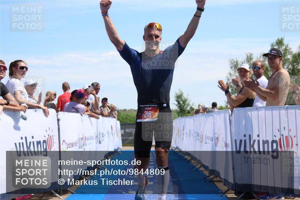 21.06.2026 - Viking Triathlon Markus Tischler http://msf.ph/oto/9844809 21.06.2026 14:10:21 Ziel 218, 527 meine-sportfotos.de