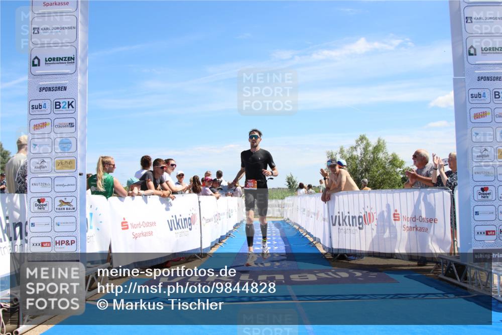 21.06.2026 - Viking Triathlon Markus Tischler http://msf.ph/oto/9844828 21.06.2026 14:11:14 Ziel 280 meine-sportfotos.de