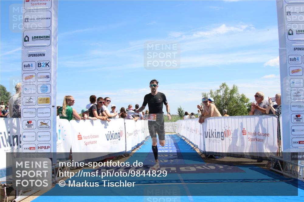 21.06.2026 - Viking Triathlon Markus Tischler http://msf.ph/oto/9844829 21.06.2026 14:11:14 Ziel 280 meine-sportfotos.de