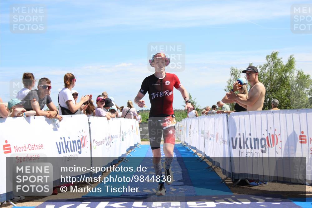 21.06.2026 - Viking Triathlon Markus Tischler http://msf.ph/oto/9844836 21.06.2026 14:11:25 Ziel 65 meine-sportfotos.de